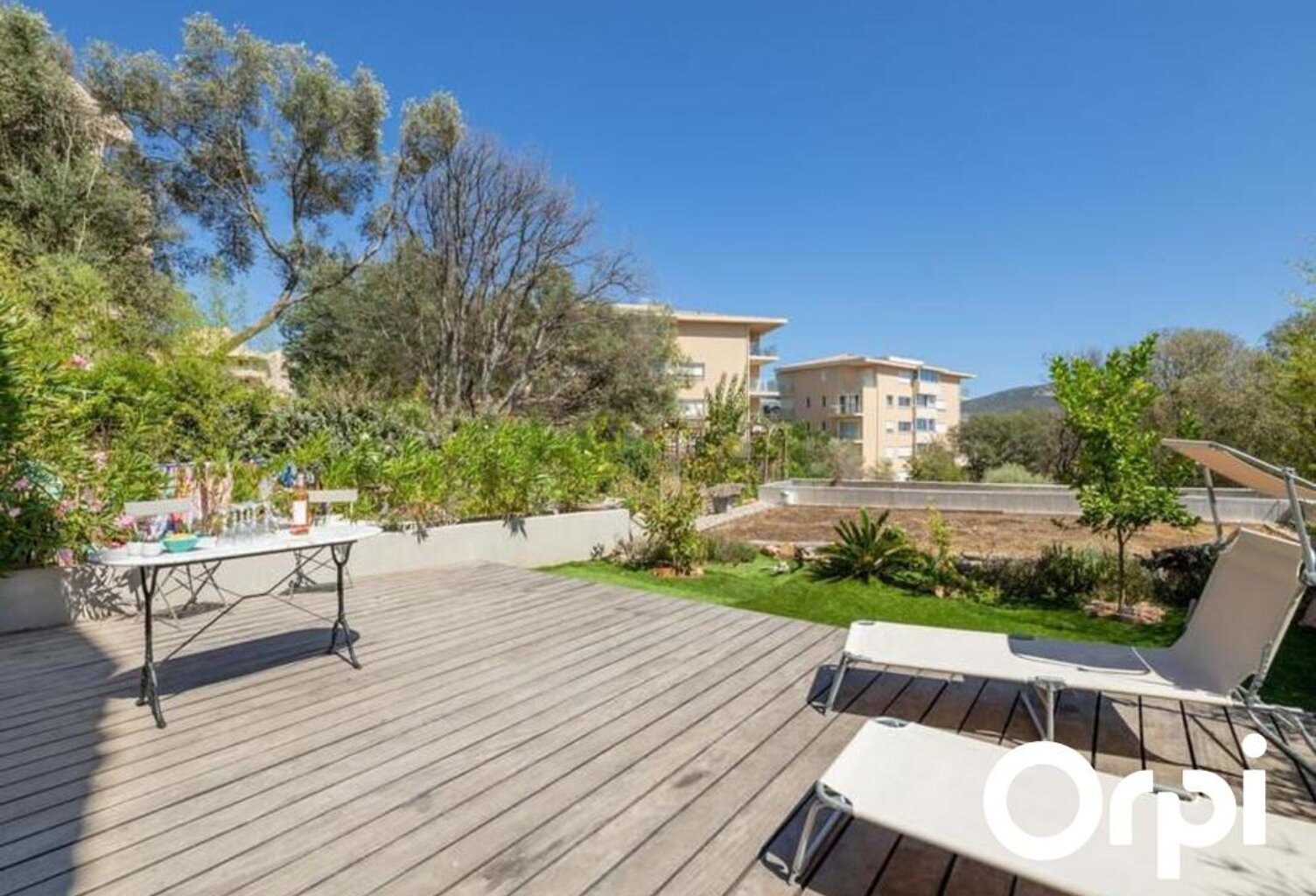 Appartement T3 - Piscine — photo 1