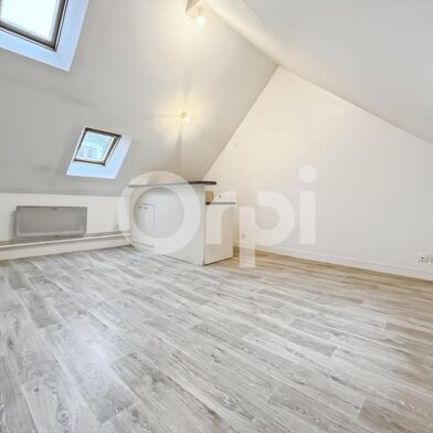 Appartement 1 pièces 410 €