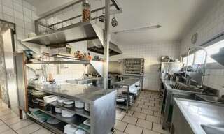 Immeuble  900 m² à vendre à Nîmes (30900)