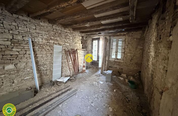 Garage avec atelier et cour — photo 3