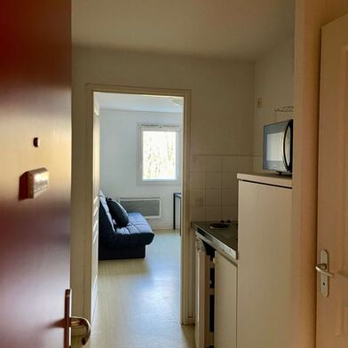 Appartement 1 pièces 530 €