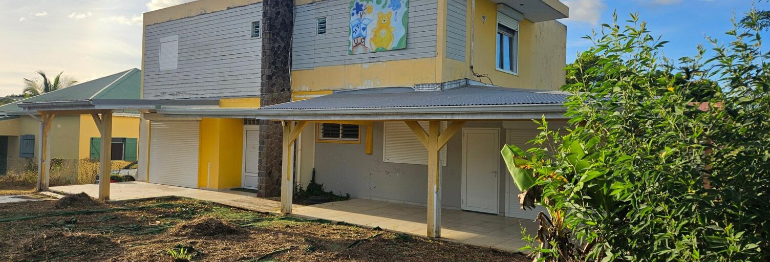 Maison 8 Pièces 231 m² à vendre à Baie-Mahault (97122)