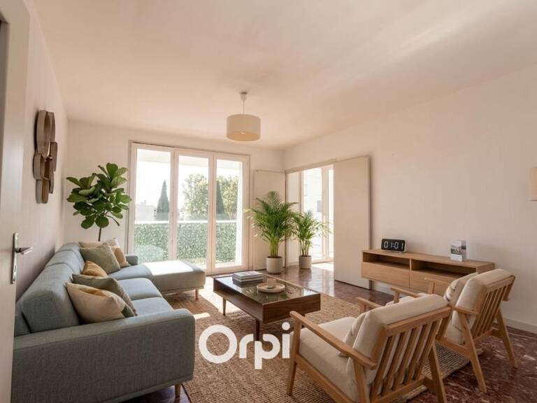 Montpellier Saint Cléophas T4 traversant de 74 m² avec parking et cave — photo 1
