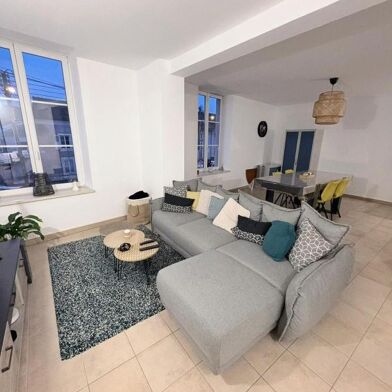 Appartement 4 pièces 1270 €