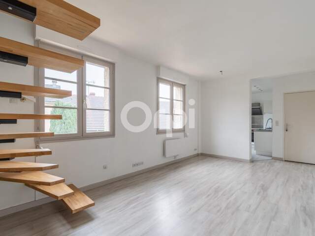 Appartement À Vendre — photo du bien