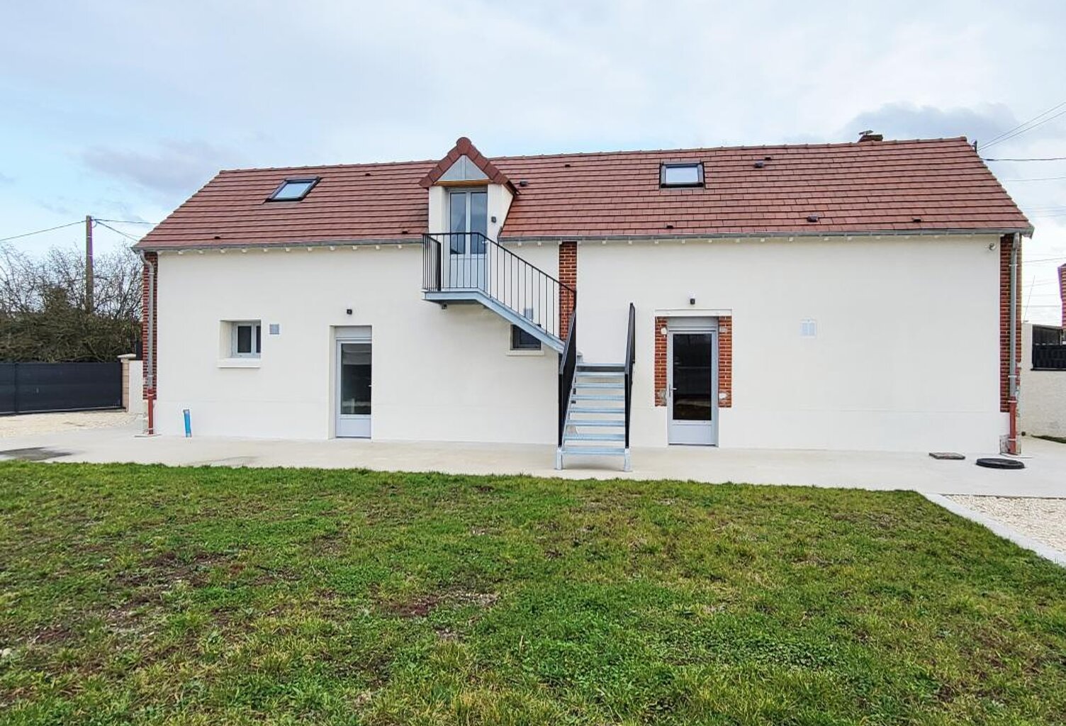 Maison À Vendre — photo 1