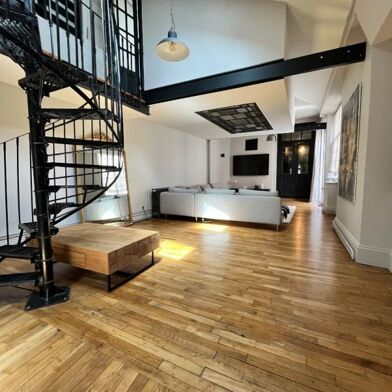 Appartement 3 pièces 1300 €