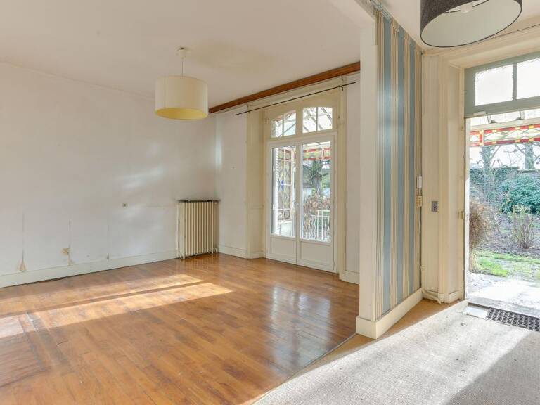 Maison À Vendre — photo 1