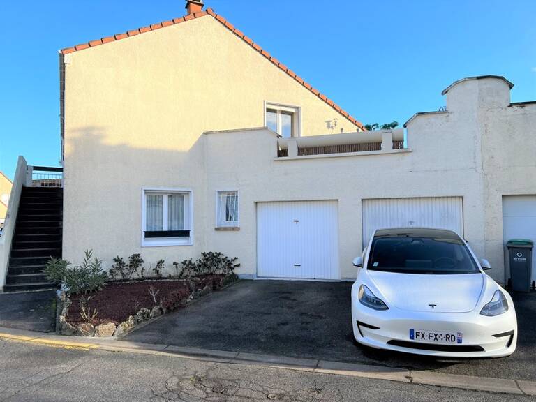 Appartement T3 de 80 m² avec terrasse de 40 m² à vendre sur COMBS LA VILLE (77) Dpt Seine et Marne — photo 1