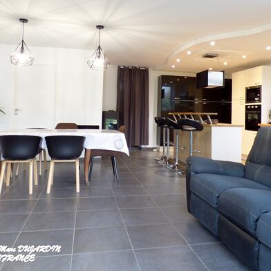 Maison 8 pièces 279000 €