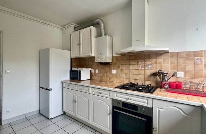 Dpt Finistère (29), à vendre QUIMPER Ouest - appartement rénové meublé T5 en collocation de 96 m² habitable - deux loggias -Cave — photo 2