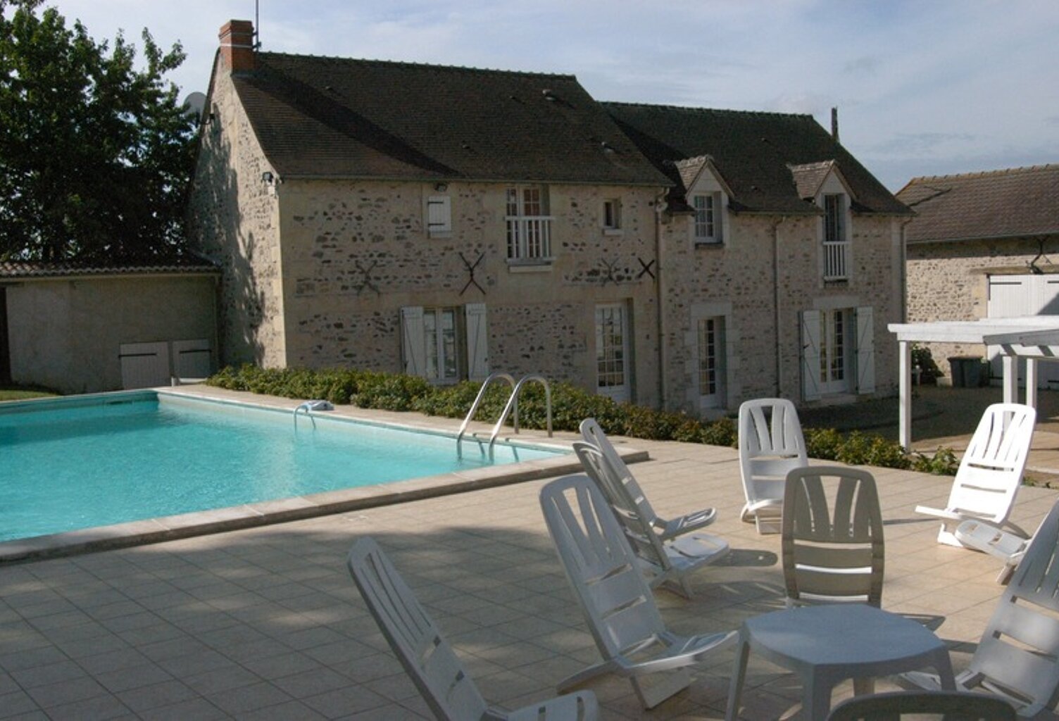 Propriété avec 3 Gites 20min Châtellerault — photo 1