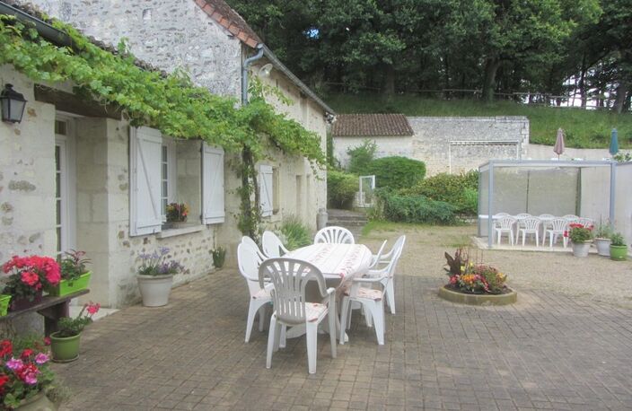 Propriété avec 3 Gites 20min Châtellerault — photo 3