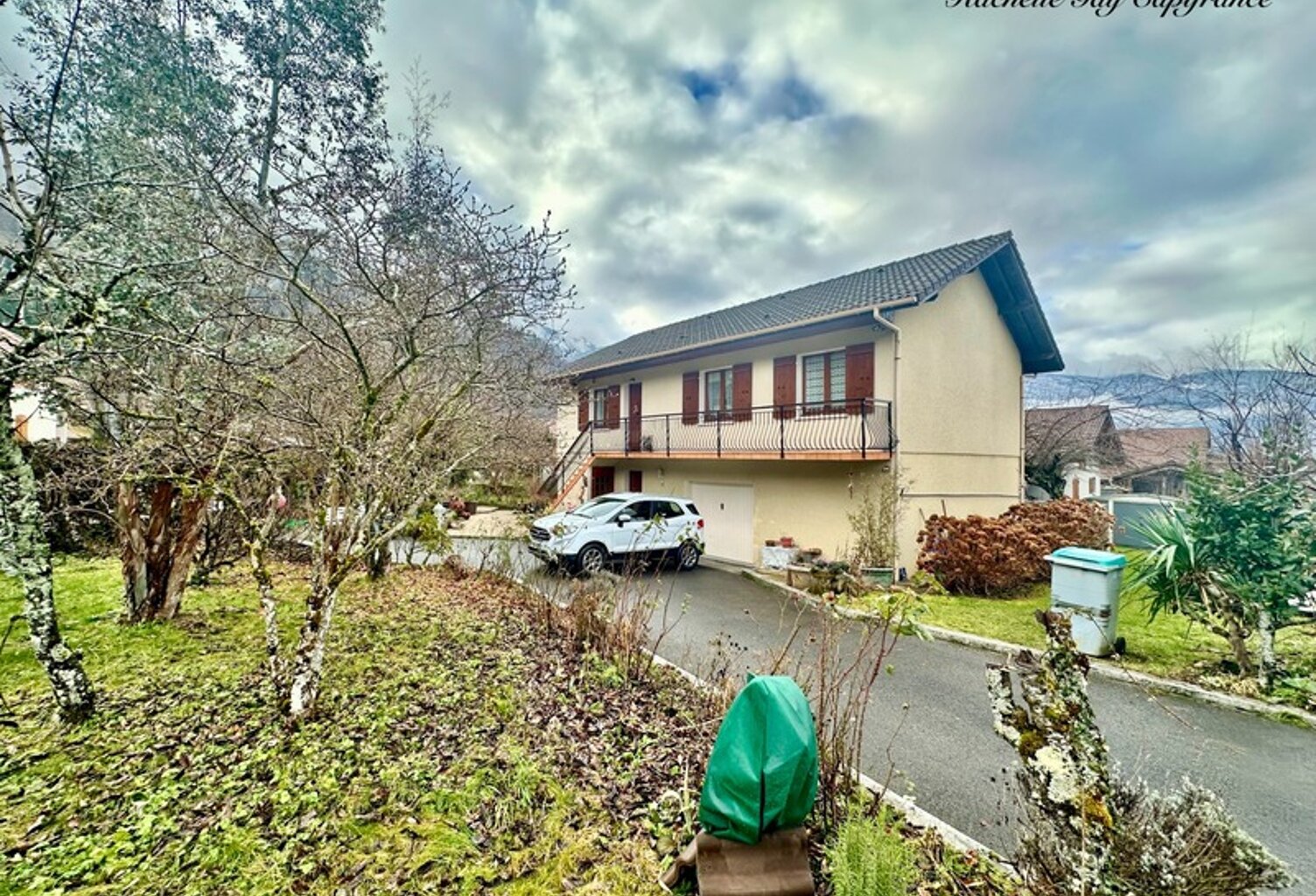 Maison familiale fonctionnelle  avec sous sol complet, à vendre 5 pièces CLUSES (74) — photo 1