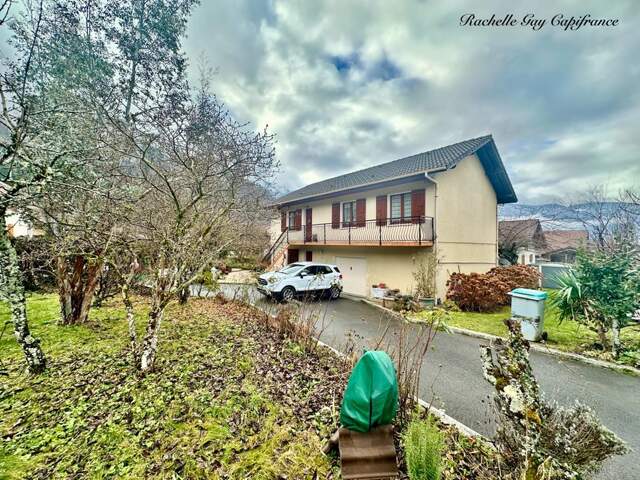 Maison familiale fonctionnelle  avec sous sol complet, à vendre 5 pièces CLUSES (74) — photo du bien