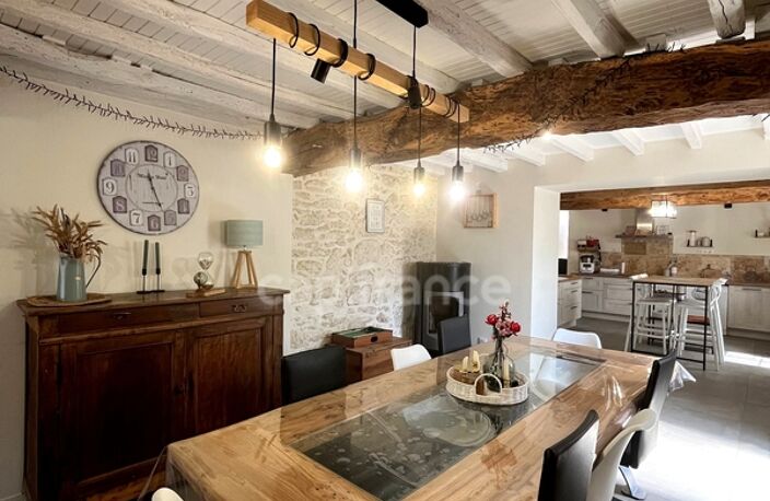 Charmante maison de village entièrement restaurée, 5 pièces, 3 chambres, au coeur du triangle Saint-Clar / Fleurance / Lectoure — photo 2