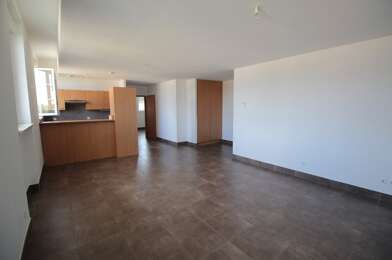 Appartement 6 pièces 705 €