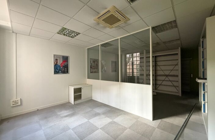 Local/bureau à vendre MACON (71) — photo 2