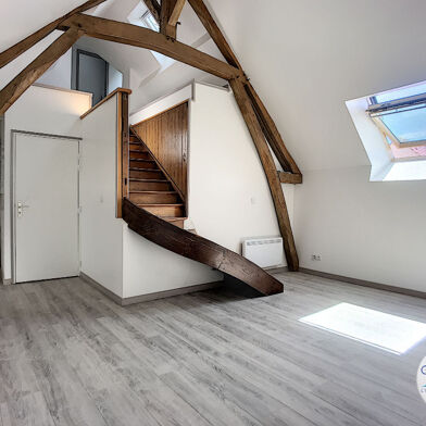 Appartement 3 pièces 700 €