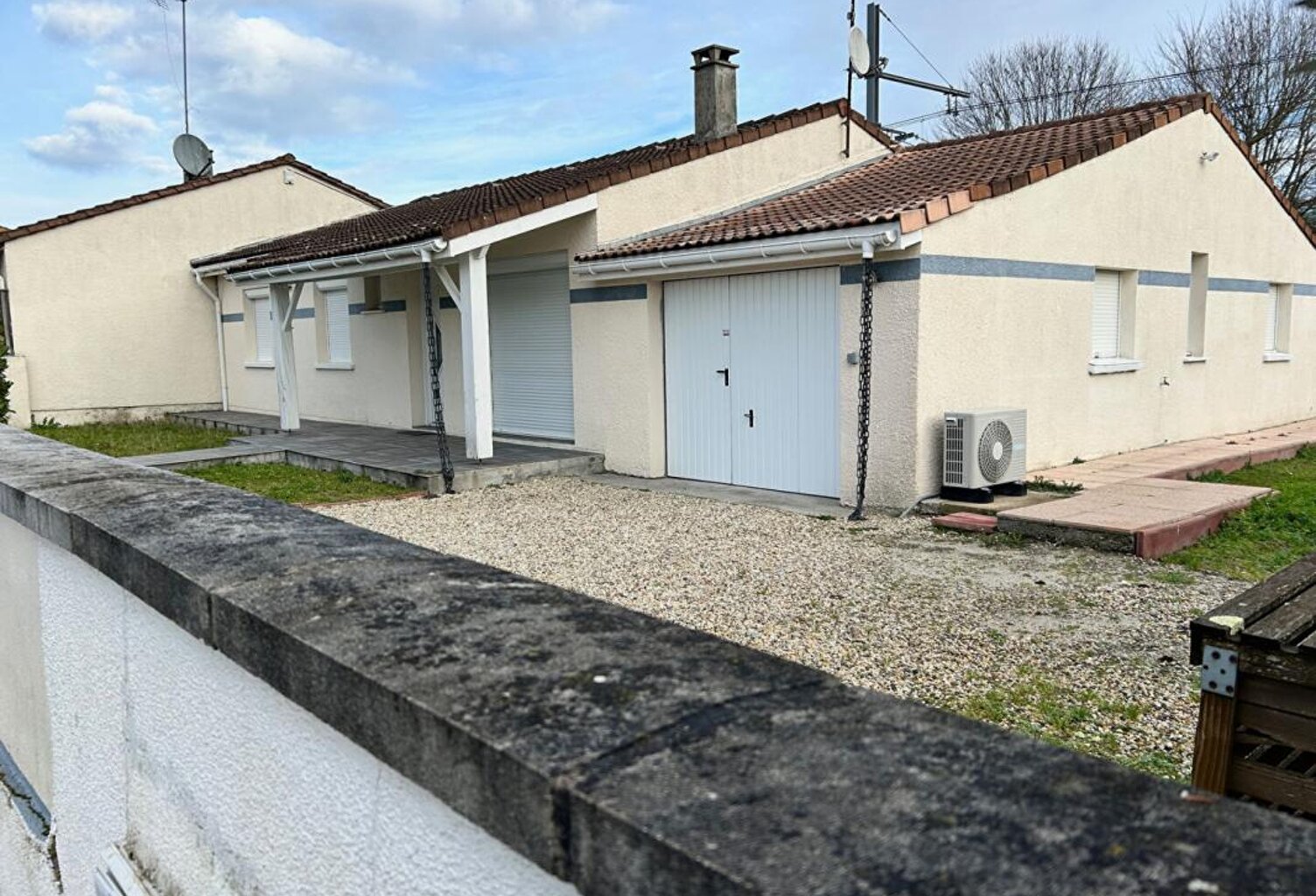 MAIISON 4 CHAMBRES  BLANQUEFORT — photo 1