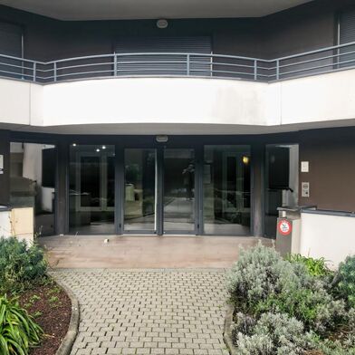 Appartement 3 pièces 247925 €