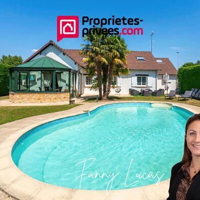 Maison 8 pièces 549000 €