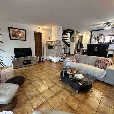 Maison 5 pièces 307000 €