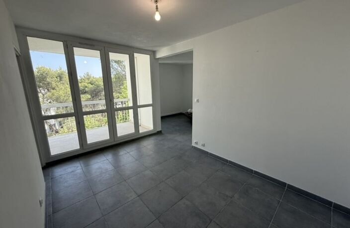 Martigues : Appartement type 4 loué — photo 2