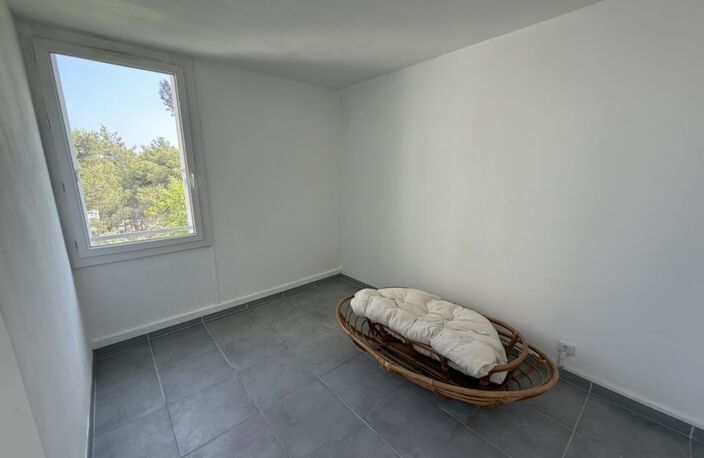 Martigues : Appartement type 4 loué — photo 4