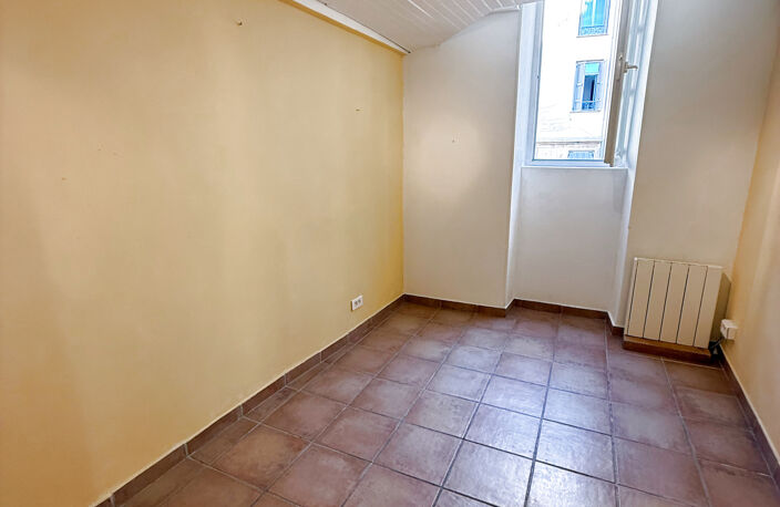 Menton centre en duplex 3/4 pièces terrasse — photo 3