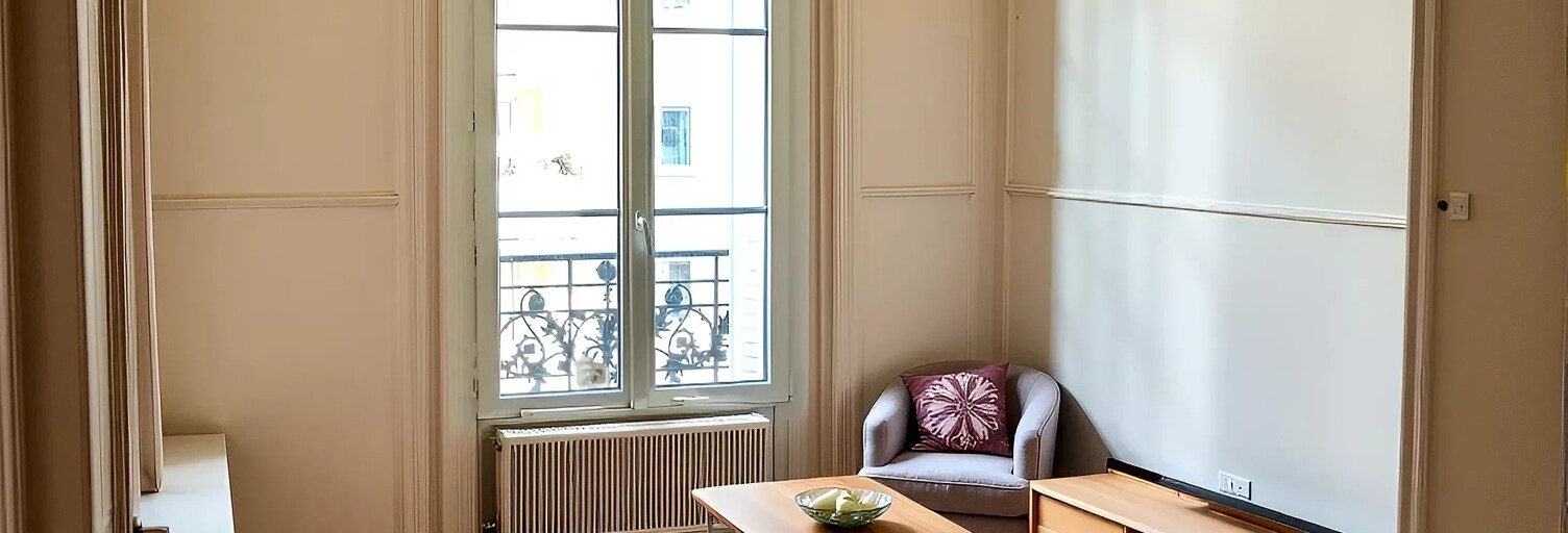 Appartement 2 Pièces 47 m² à vendre à Paris 15 (75015)