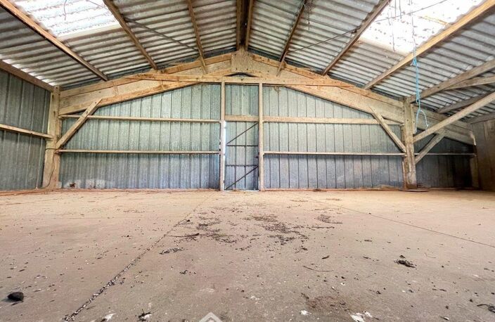 Grange - 450m² - Soulaines-sur-Aubance — photo 4