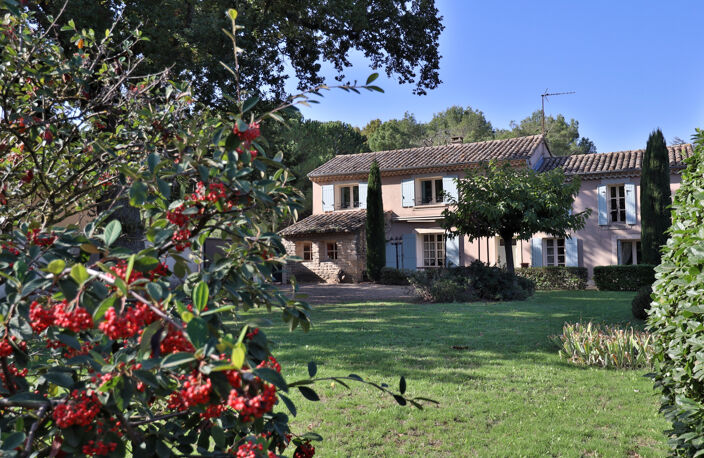 Dept 84 - Robion - Beau mas proche du village — photo 4