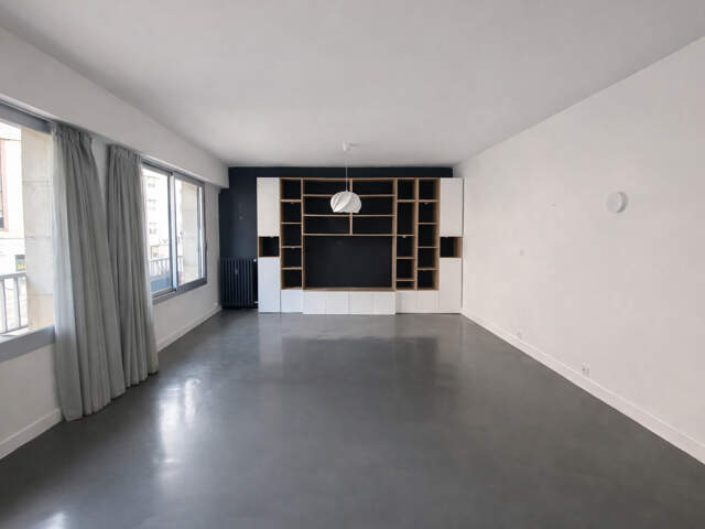 Une adresse, mille possibilités ANGERS — photo du bien
