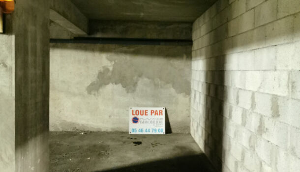 Parking  à louer Rochelle (La) 17000