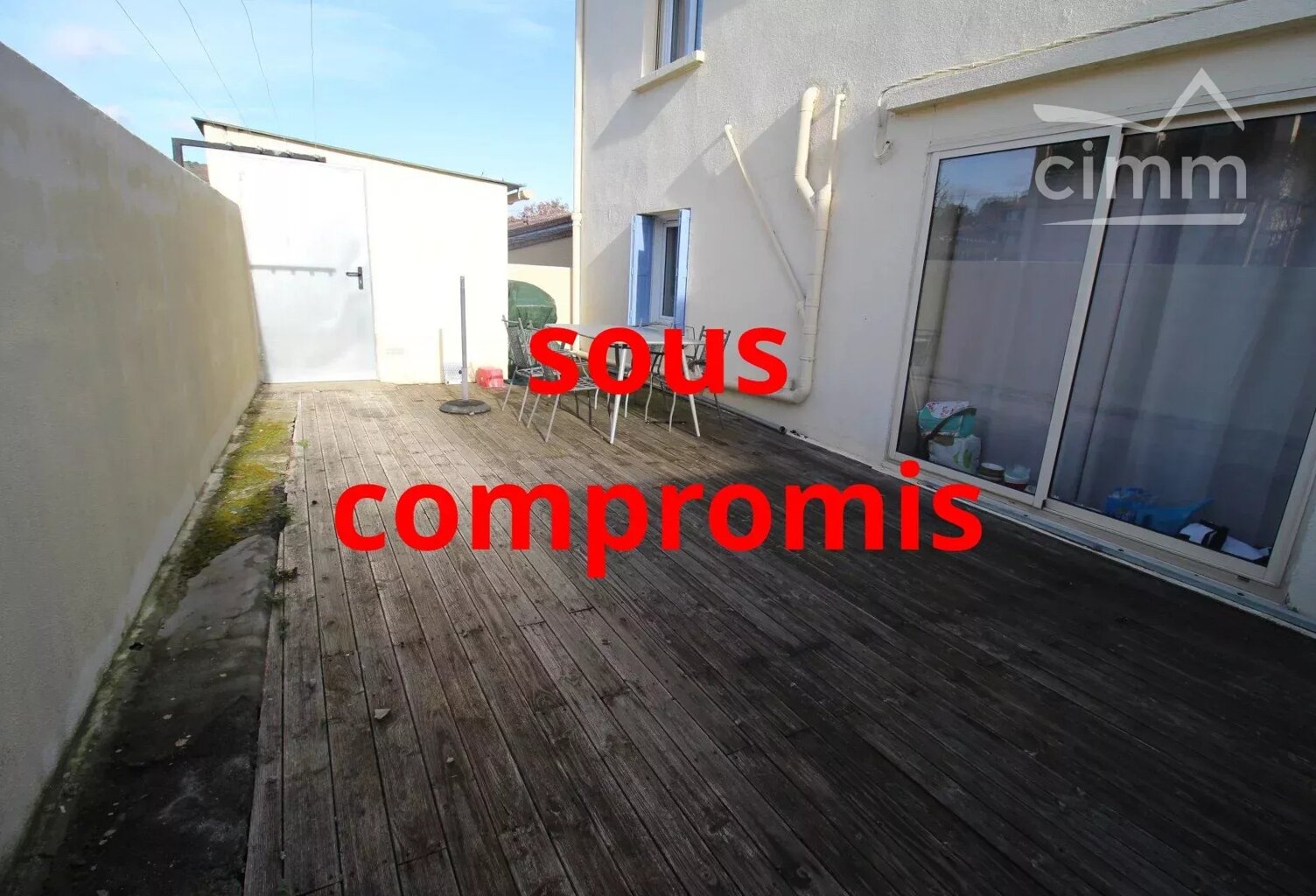 A vendre maison individuelle rénovée avec jardin et terrasse — photo 1