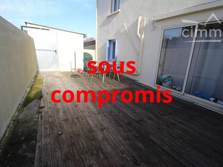 A vendre maison individuelle rénovée avec jardin et terrasse — photo 1