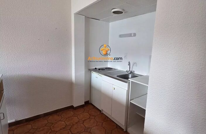 Appartement type 2- Centre ville Lourdes — photo 5