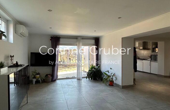 EXCLUSIVITÉ - PROCHE DE DIGNE-LES-BAINS : SPACIEUSE MAISON DE 193 m² HABITABLES AVEC DÉPENDANCES — photo 4