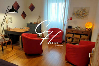 Bureau 2 pièces 450 €