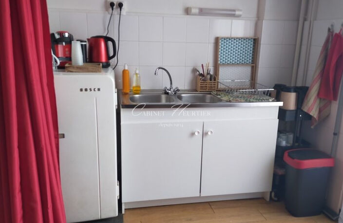 VOIRON - LOCAL PROFESSIONNEL - CENTRE VILLE — photo 3