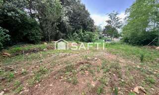 Terrain  2390 m² à vendre à Bagnols-sur-Cèze (30200)