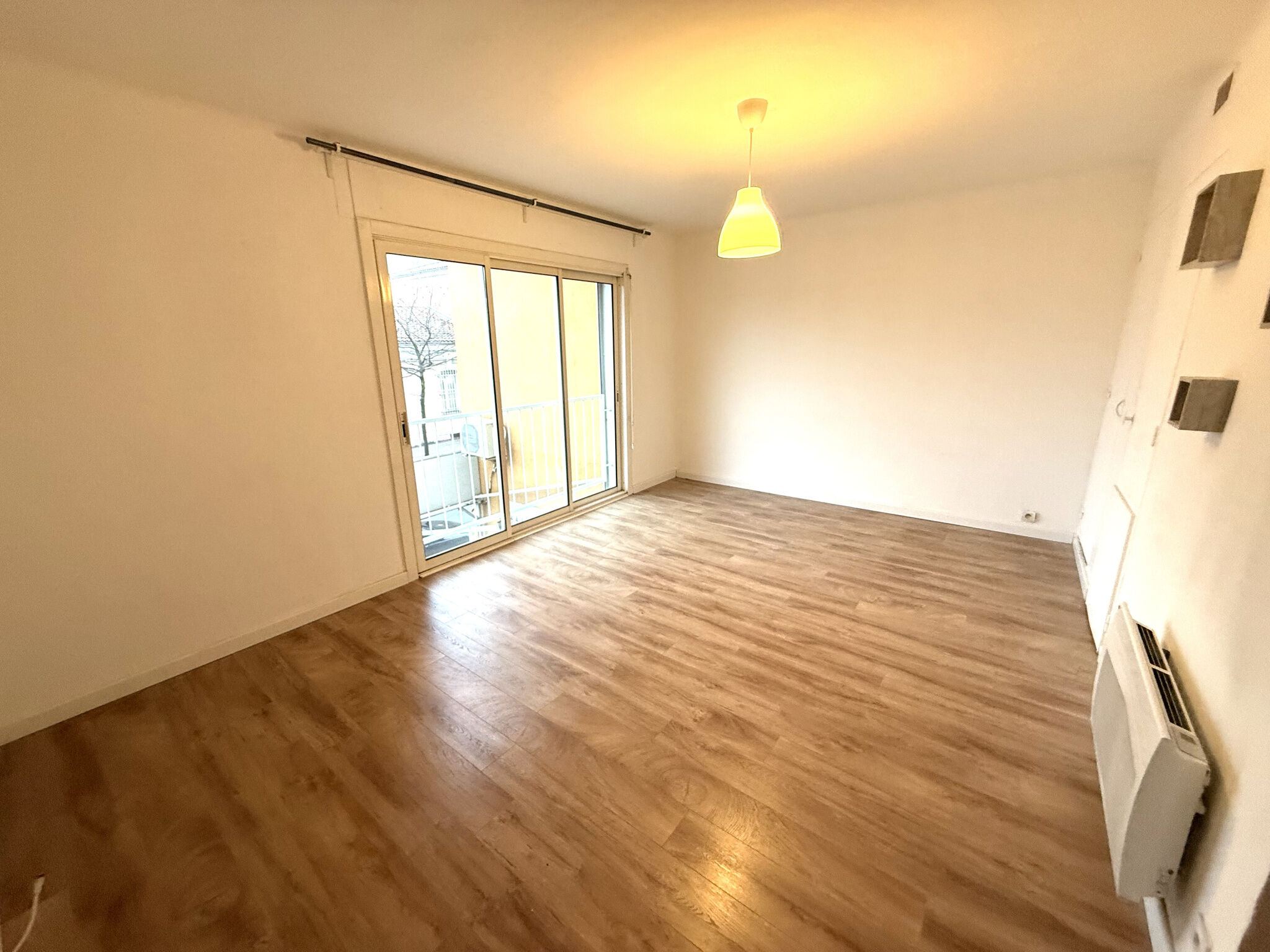 Appartement  T3 à louer Hyères 83400