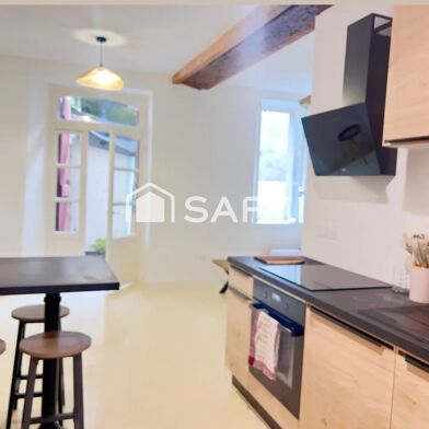 Appartement 3 pièces 261000 €