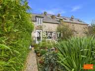 Maison de ville de charme en pierre avec jardin à Saint-Aignan-de-Couptrain — photo 4