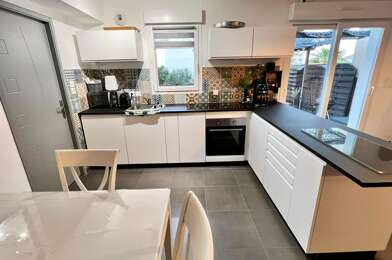 Maison 7 pièces 1450 €