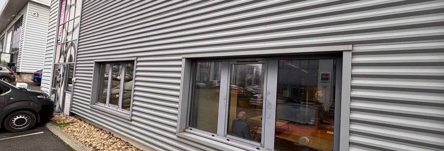 Commerce  859 m² à vendre à Villefranche-sur-Saône (69400)