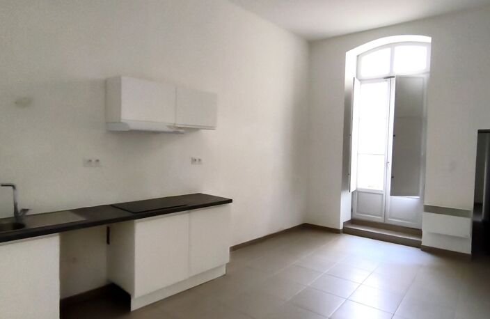 34500 Béziers-t2 58m2-francaise — photo 3