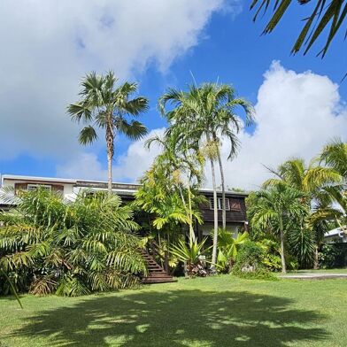 Maison 9 pièces 896000 €