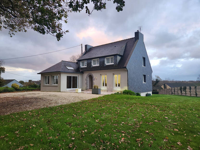 A LOUER Plouvien  Grande maison de 158 m2 MEUBLEE — photo 1